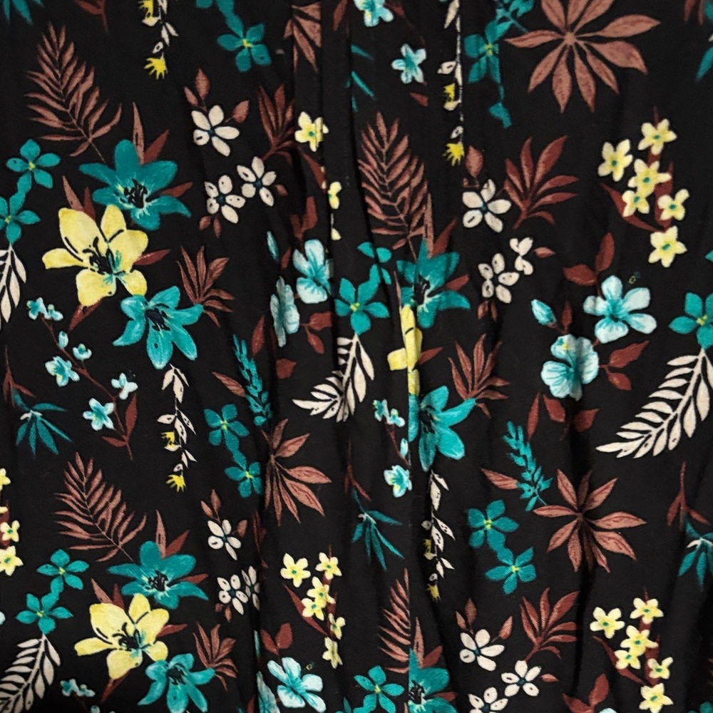 Sonoma Black Floral V-Neck Tank with Teal & Yellow Accents - Picture 6 of 6